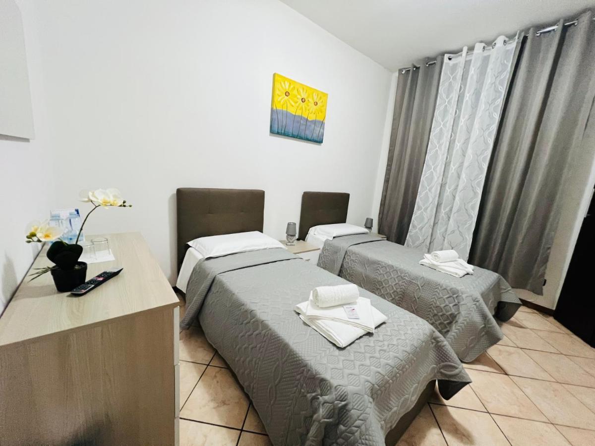 Casa Vacanza Elena 2 Verona Dış mekan fotoğraf